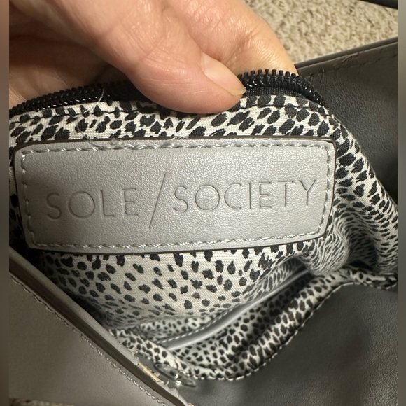 Sole Society Chic Gray Hobo Bag with Quilted Texture - Picture 2 of 13